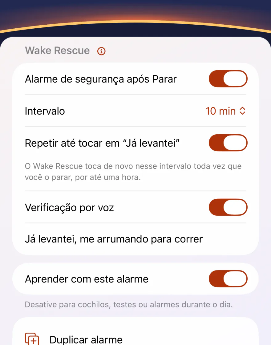 O Wake Rescue nos ajustes de alarme do Wakeprint: “Alarme de segurança após Parar” ativado, “Intervalo” 10 min, a opção Repetir até tocar em “Já levantei” ativada com a linha sobre o limite de uma hora, e a Verificação por voz ativada com a frase “Já levantei, me arrumando para correr”.